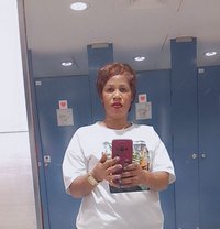 Matured African Queen of Squirt - puta in Kathmandu