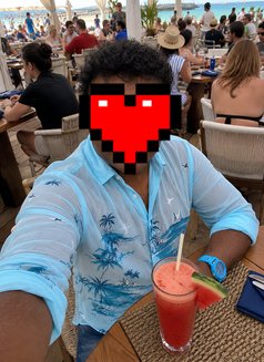 Matured Dignified Gentleman In Town - Male escort in Thane Photo 4 of 6