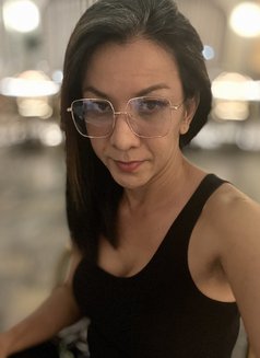 Maturemistressladyboyinpattaya - Transsexual escort in Pattaya Photo 1 of 20