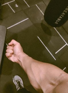 Matz - Male dominatrix in Bangalore Photo 2 of 3