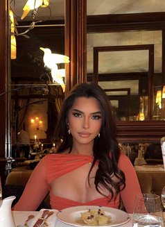 Maui Asian Ladyboy - Transsexual escort in Paris Photo 1 of 10