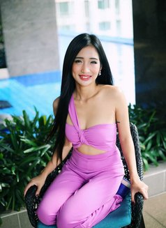 Maui - escort in Makati City Photo 9 of 11