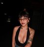 Mauiolis - Transsexual escort in Makati City Photo 1 of 4