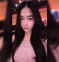 Mauline new comer - escort in Singapore