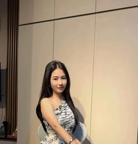Mauline new comer - escort in Singapore
