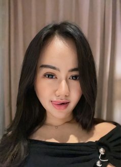 Maura - escort in Bali Photo 6 of 9