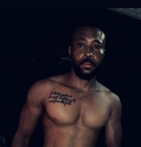 Maurice - masseur in Abuja