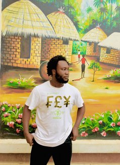 Maurice - Male escort in Abuja Photo 4 of 4