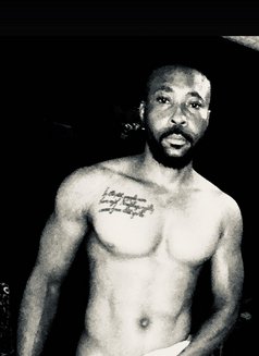 Maurice Sa - Male escort in Lagos, Nigeria Photo 3 of 3