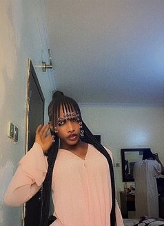 Maurine - Transsexual escort in Abuja Photo 3 of 4