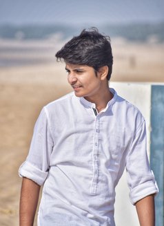 Maverick - Male escort in Ahmedabad Photo 1 of 3