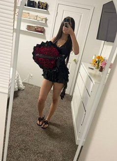 Mavis - escort in Fujairah Photo 4 of 4