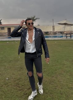 Mavrick - Male escort in Cairo Photo 5 of 11