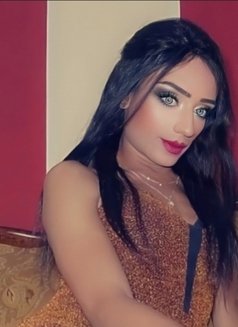 Mawada - Transsexual escort in Cairo Photo 12 of 30
