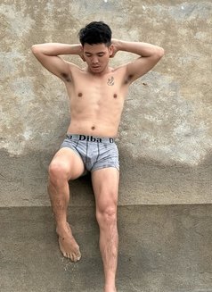 Max at Your Service Doing Cam Show/video - Male escort in Manila Photo 3 of 8