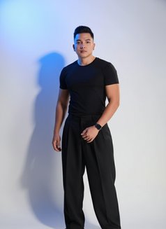 Max Balines - Male escort in Kuala Lumpur Photo 2 of 4