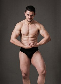 Max Big Ass - Acompañantes masculino in London Photo 11 of 30