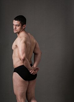 Max Big Ass - Acompañantes masculino in London Photo 14 of 30