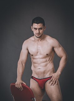 Max Big Ass - Acompañantes masculino in London Photo 22 of 30