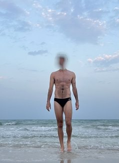 Max - Male companion in Doha Photo 7 of 9