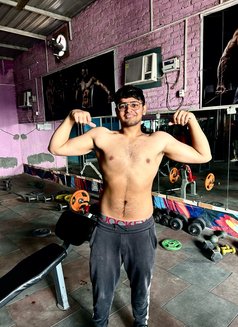Max - Male escort in New Delhi Photo 8 of 8