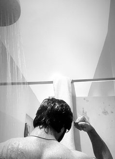 Max - Dominador masculino in New Delhi Photo 7 of 8