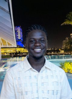 Max - Male companion in Abu Dhabi Photo 1 of 1