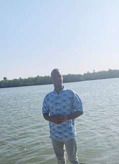 Max - Male escort in Mombasa Photo 3 of 3
