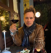 Max Night - Male escort in Seoul