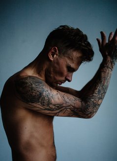 Max Night - Acompañantes masculino in Bangkok Photo 11 of 26