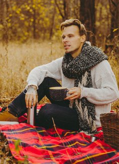 Max Night - Acompañantes masculino in Bangkok Photo 19 of 26