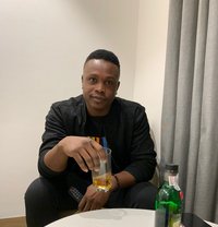 Max - Male escort in New Delhi