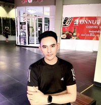 Max - Male escort in Bangkok