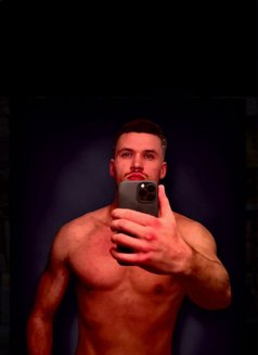 Max007 - Male escort in Berlin Photo 1 of 2