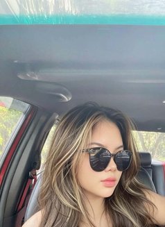 Maxee Lee - escort in Cebu City Photo 2 of 5