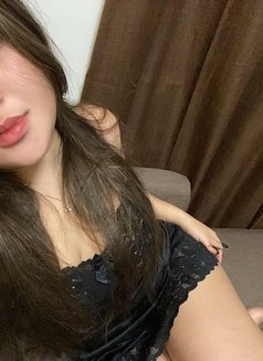 Maxee Lee - escort in Cebu City Photo 3 of 5