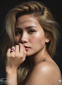 Maxene - escort in Bangkok Photo 3 of 4