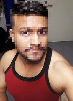 Maxi Bigboss - Male escort in Bangalore Photo 2 of 2