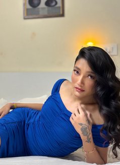 Maxina - Transsexual escort in Bangalore Photo 7 of 12