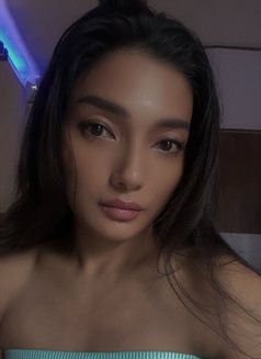 Maxina - Transsexual escort in Hyderabad Photo 21 of 21