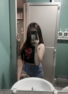 Maxine - escort in Cebu City Photo 4 of 5