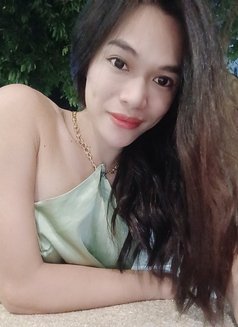 Maxine - Transsexual escort in Cebu City Photo 11 of 13