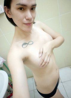 Maxine - Acompañantes transexual in Hong Kong Photo 3 of 3
