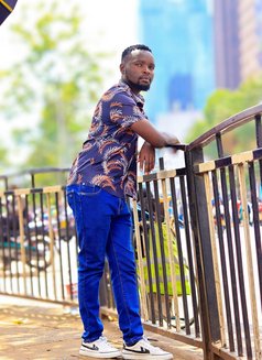 Maxray - Masajista in Nairobi Photo 4 of 4