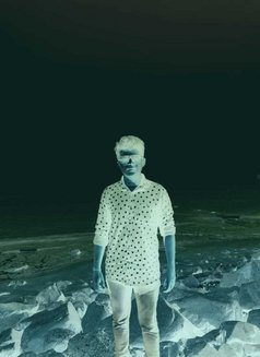 Maxwell - Male escort in Pune Photo 1 of 6