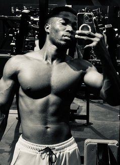 Maxwell90 - Male escort in Ajmān Photo 1 of 1