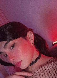 Maxxie - Transsexual escort in Riyadh Photo 2 of 6