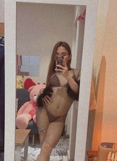 Maxxie - Transsexual escort in Riyadh Photo 8 of 11