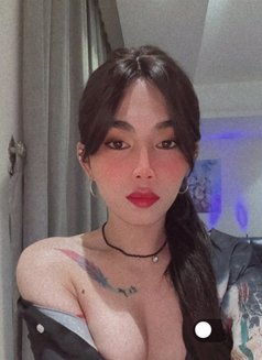 Maxxie - Transsexual escort in Riyadh Photo 10 of 11