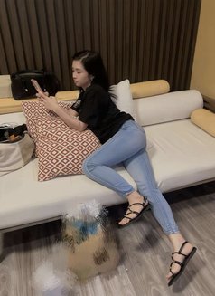 Maxxine - escort in Manila Photo 3 of 4